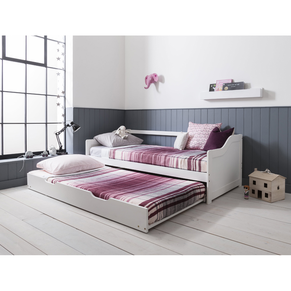 Noa and Nani Hove White Day Bed with Pull-Out Trundle | Homebase