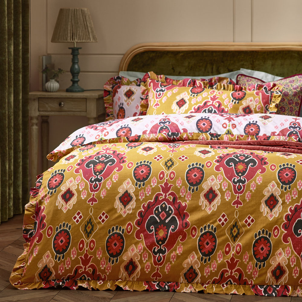 Paoletti Dawson Ikat Single Reversible Amber Duvet Set Image 2
