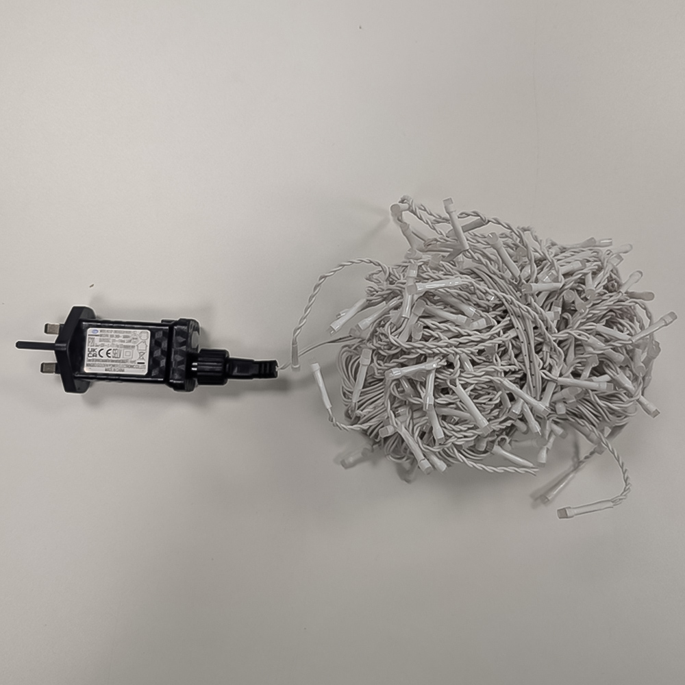 Premier IcicleBrights 300 Cool White LED String Light 7.5m Image 4