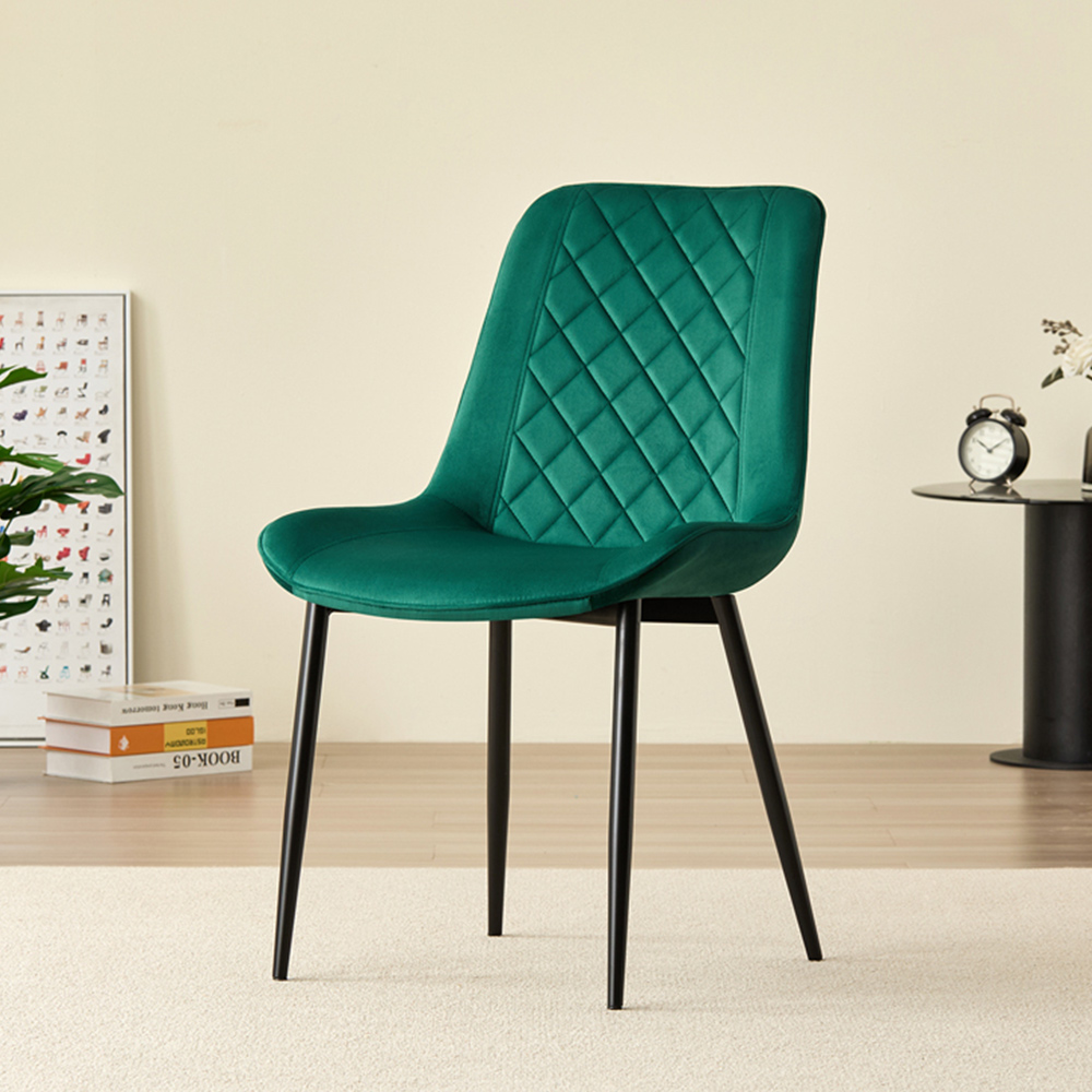 Indoor Living New York Amelia 4 Seater Round Dining Set Green Image 5