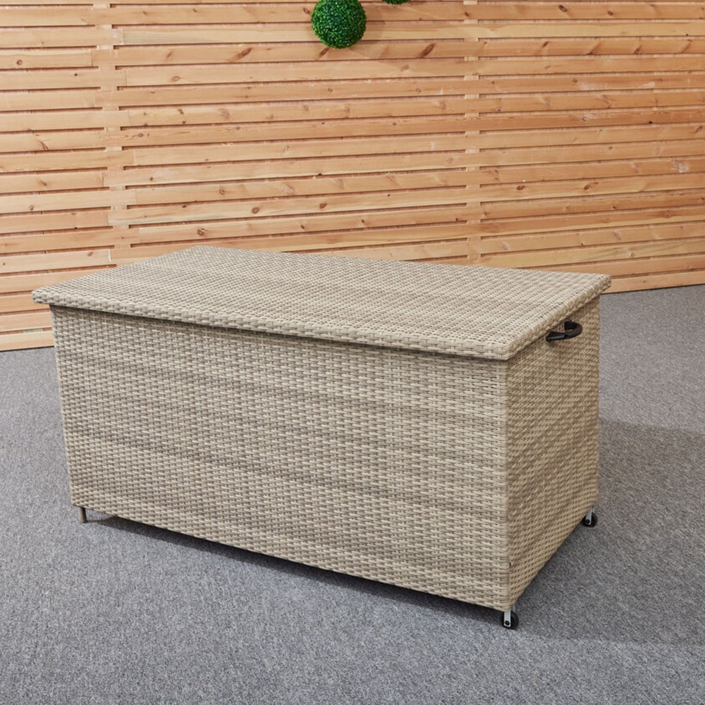 Malay Deluxe Cambridge Natural Rattan Effect Cushion Box Image 7