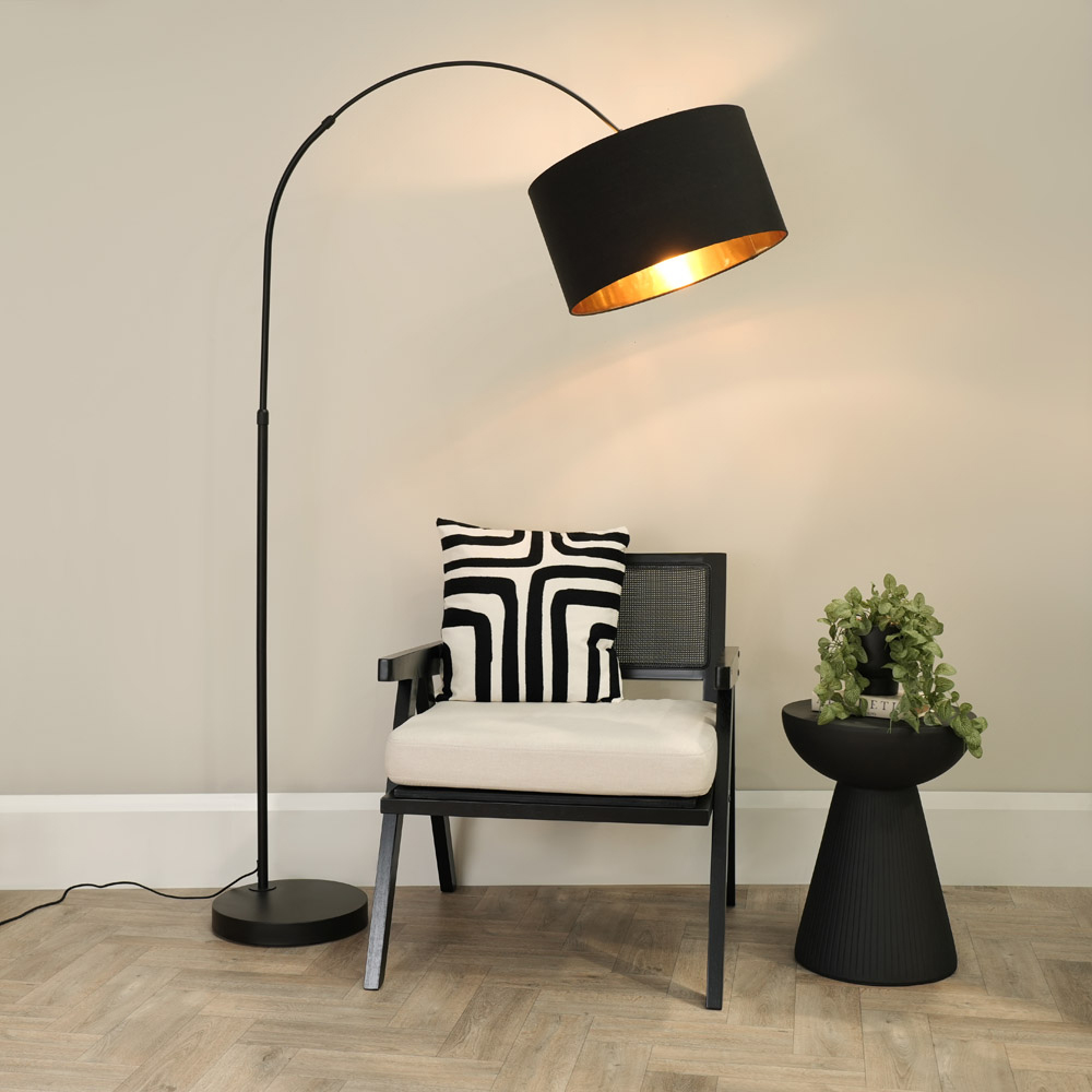ValueLights Louis Black and Gold Shade Black Curved LED Floor Lamp Image 2