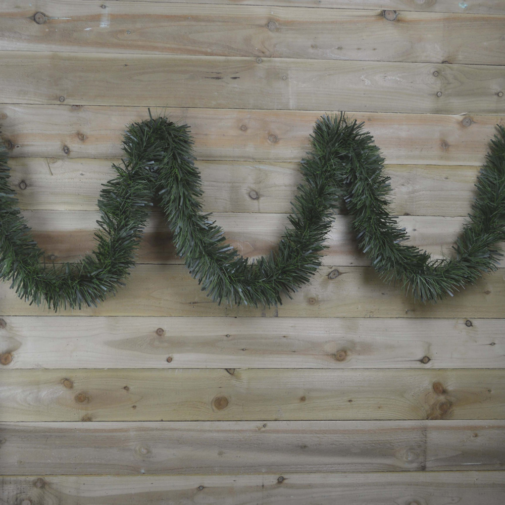 Samuel Alexander Green Chunky Cut Tinsel Garland 10m Image 3
