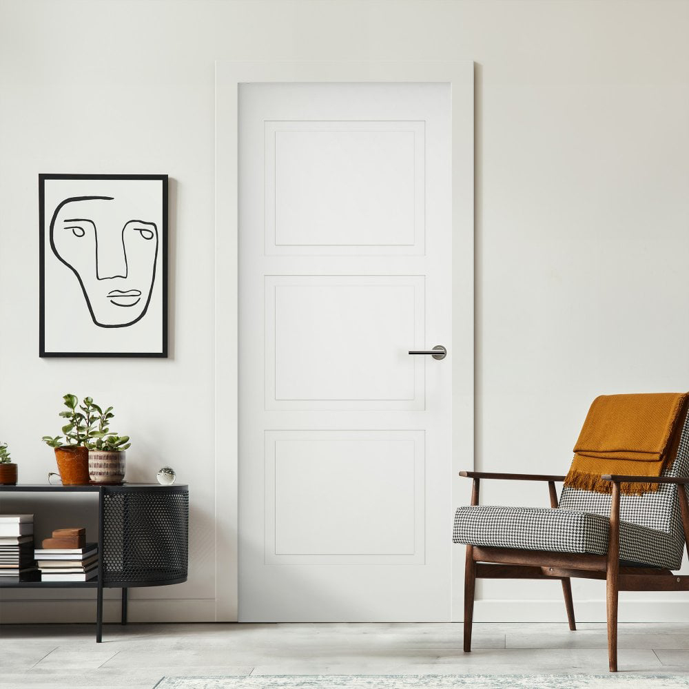 White Moulded Smooth Shallow Groove 3 Panel Internal Door 1981 x 686 x 35mm Image 2