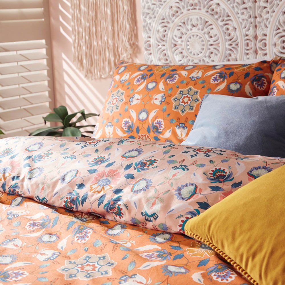 furn. Folk Flora Super King Orange Duvet Set Image 2