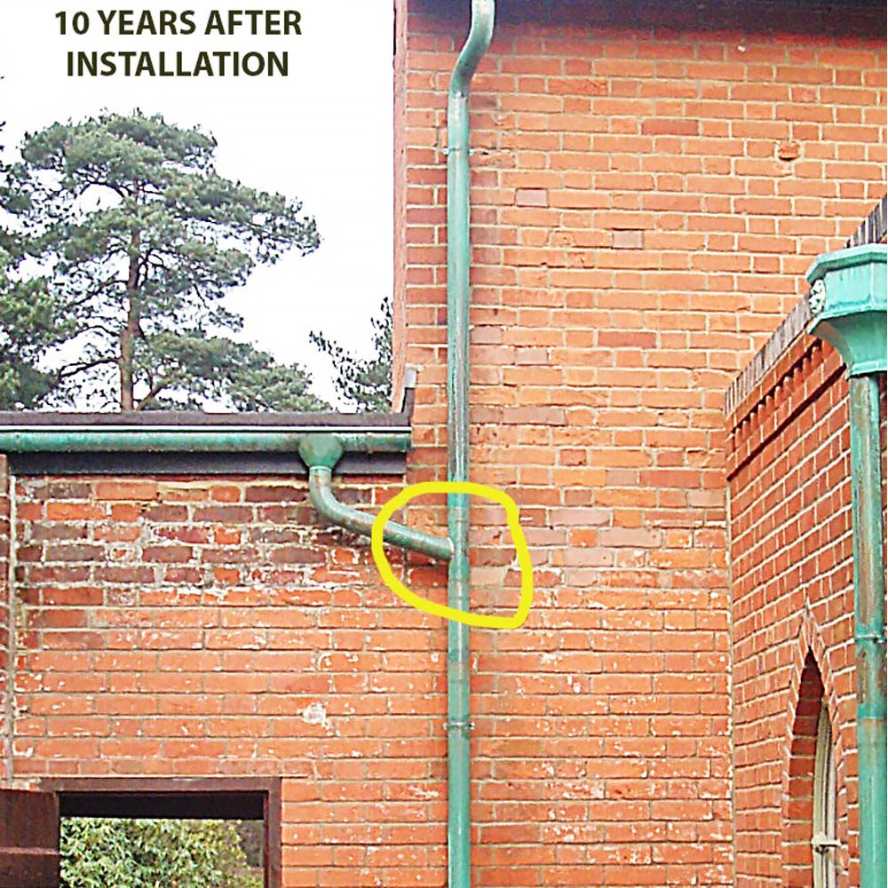 Metal Gutta Copper Downpipe 72 Degree Branch Image 3