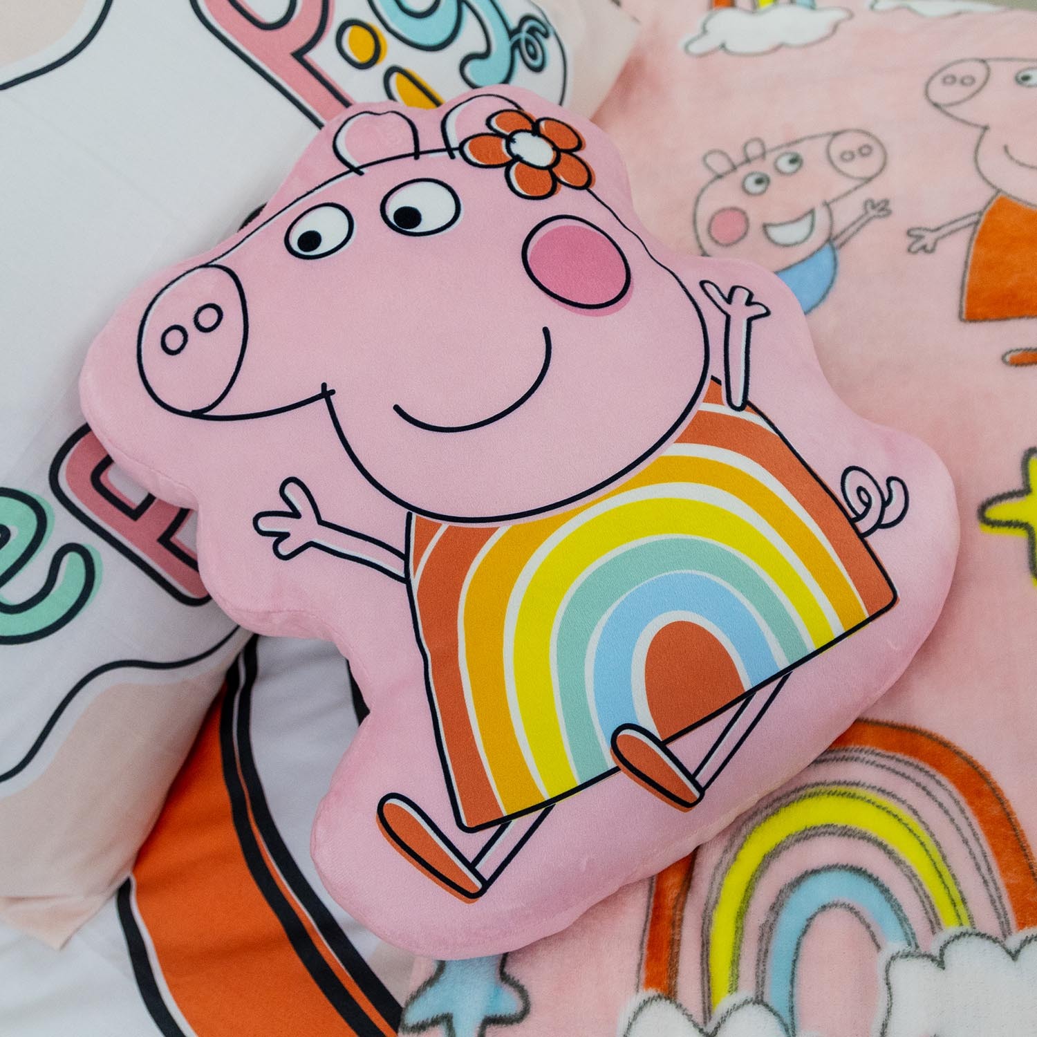 Peppa Pig Shaped Cushion - Pink Image 6