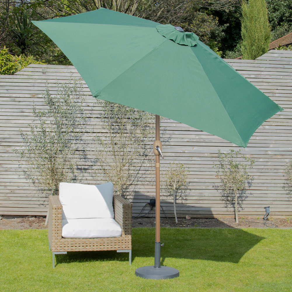 Gardenkraft Dark Green Crank and Tilt Wooden Parasol 2.7m Image 2