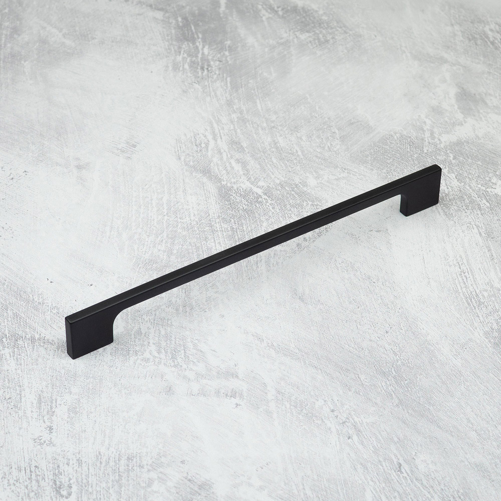 Handle & Home Matt Black Slim Handle 224mm Image 3