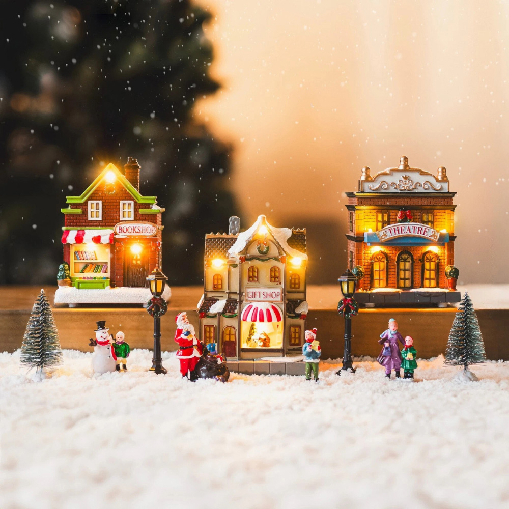 Marco Paul LED Christmas Shop Scene 3 Piece Mini Decoration Set Image 2