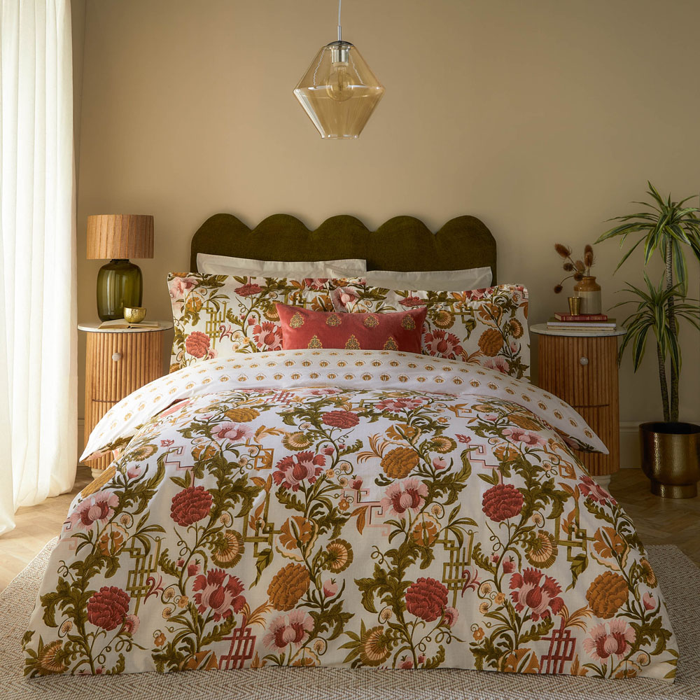 Seventy Three Ishana King Size Russet Reversible Floral Duvet Set Image 4
