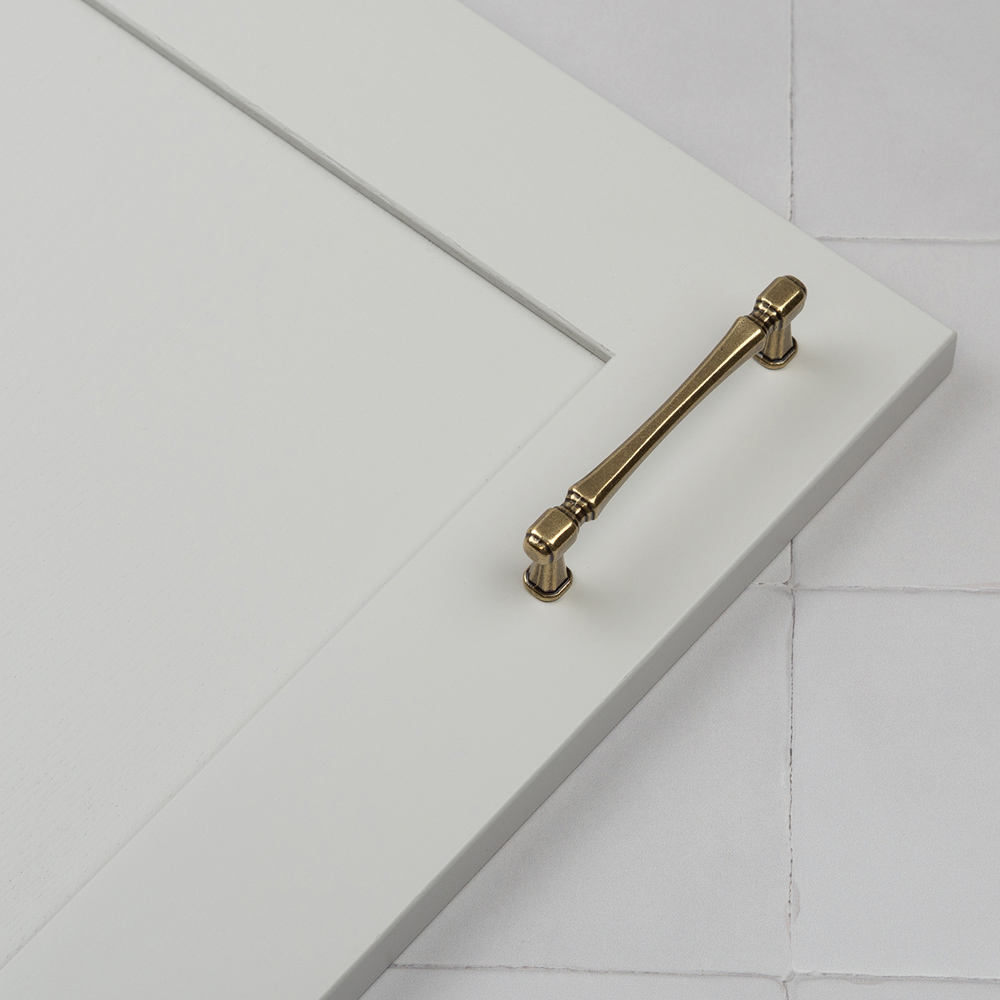 Handle & Home Antique Brass Handle 96mm Image 2