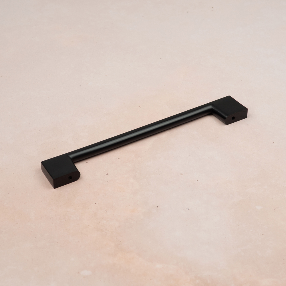Handle & Home Square Matt Black Handle 160mm Image 5