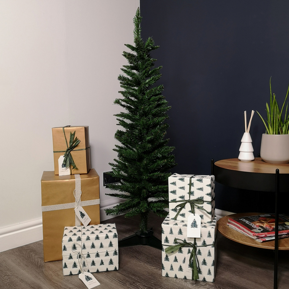 Samuel Alexander Green Pencil Style Slim Artificial Christmas Tree 4ft Image 8