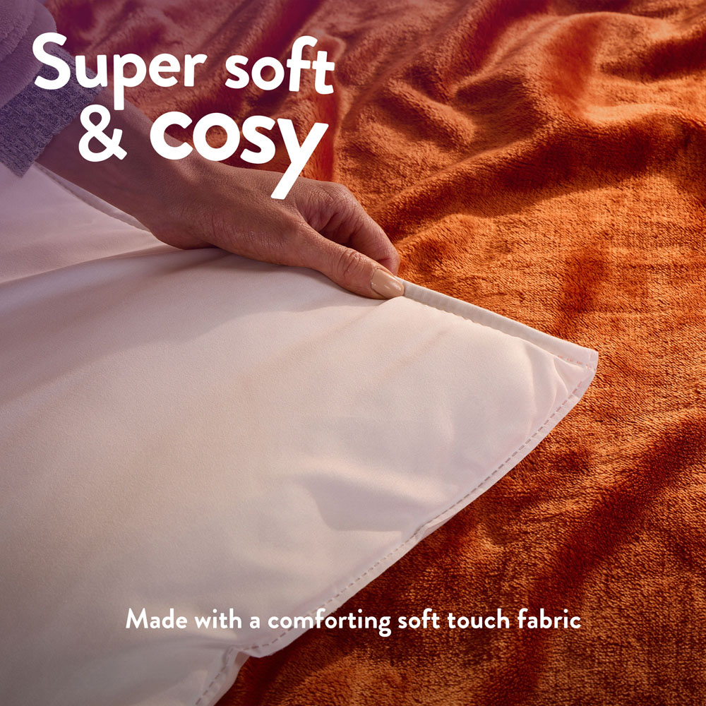 Slumberdown Super King Warm Winter Nights Duvet 13.5Tog Image 4