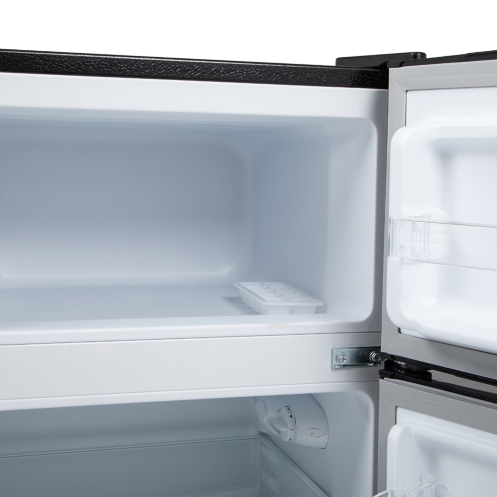 Willow Appliances WB50UCFF Black 86L Under Counter Fridge Freezer Image 5