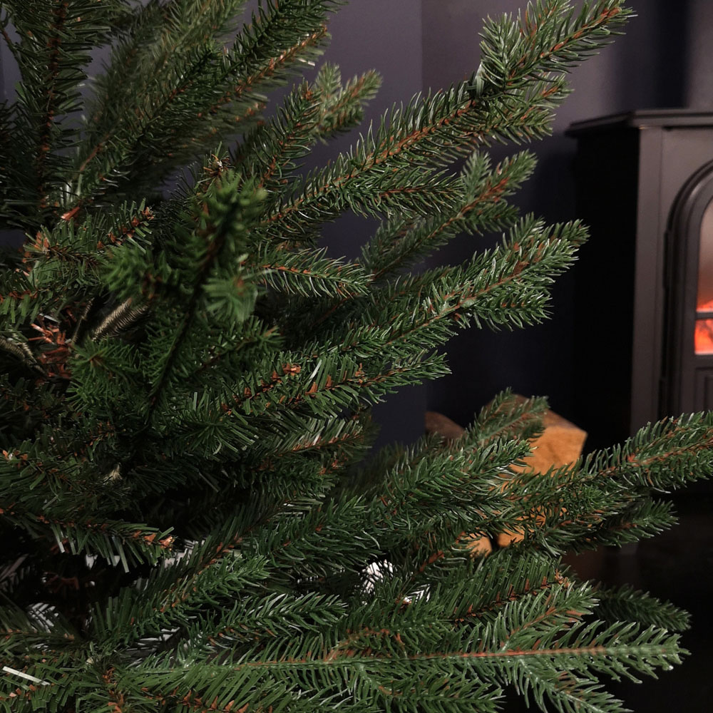 Premier Glenshee Spruce Potted Artificial Christmas Tree 3ft Image 4