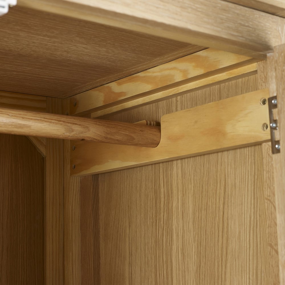 Julian Bowen Memphis 2 Door Single Drawer Limed Oak Wardrobe Image 5