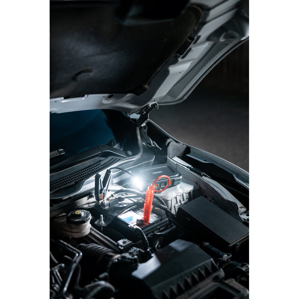 Nebo Assist 1000XP 3-in-1 1000Amp Car Jump Starter Kit Image 7