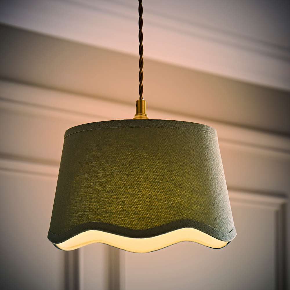 ValueLights Mabel Sage Linen Scallop Edge Small Lamp Shade Image 2