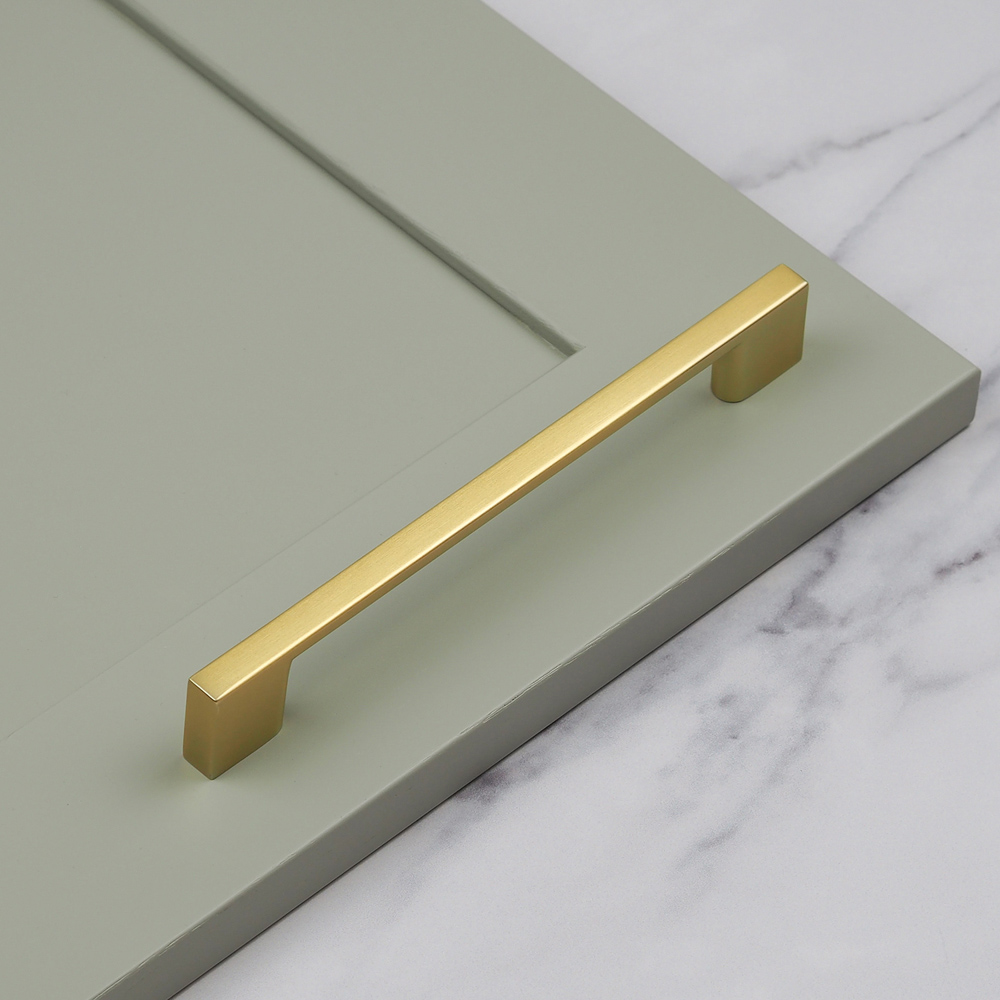 Handle & Home Brushed Brass Square D Handle 160mm Image 2