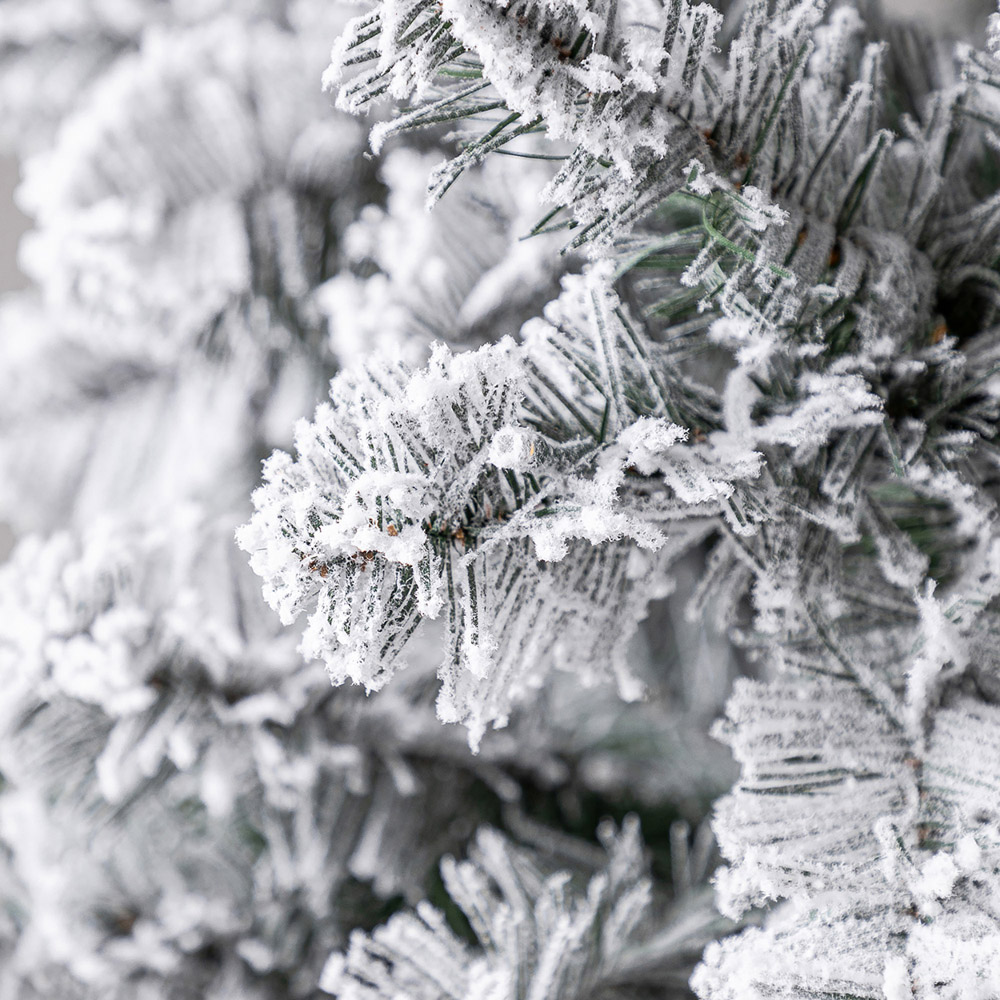 Evergreen Classics Snowy Oxford Pine Pre-Lit Artificial Christmas Tree 6ft Image 7