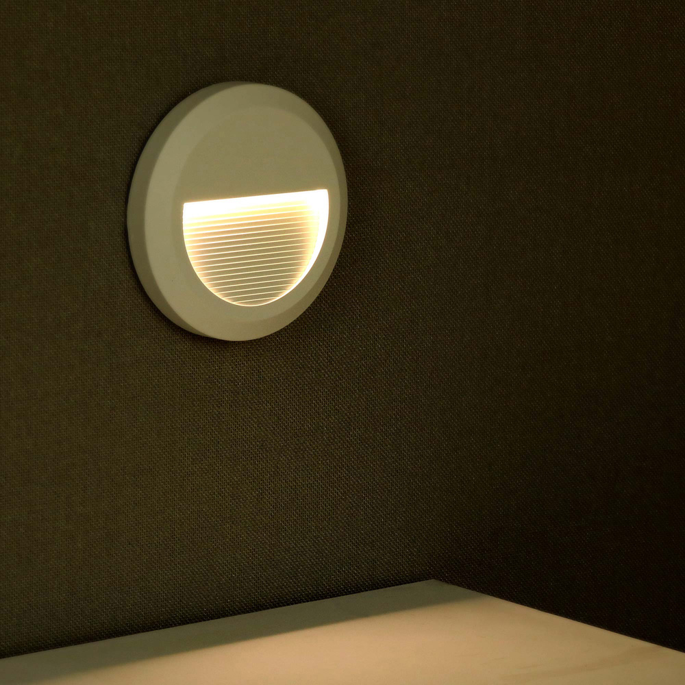 V-TAC 4 Pack 2W White Round Warm White LED Step Light Image 2