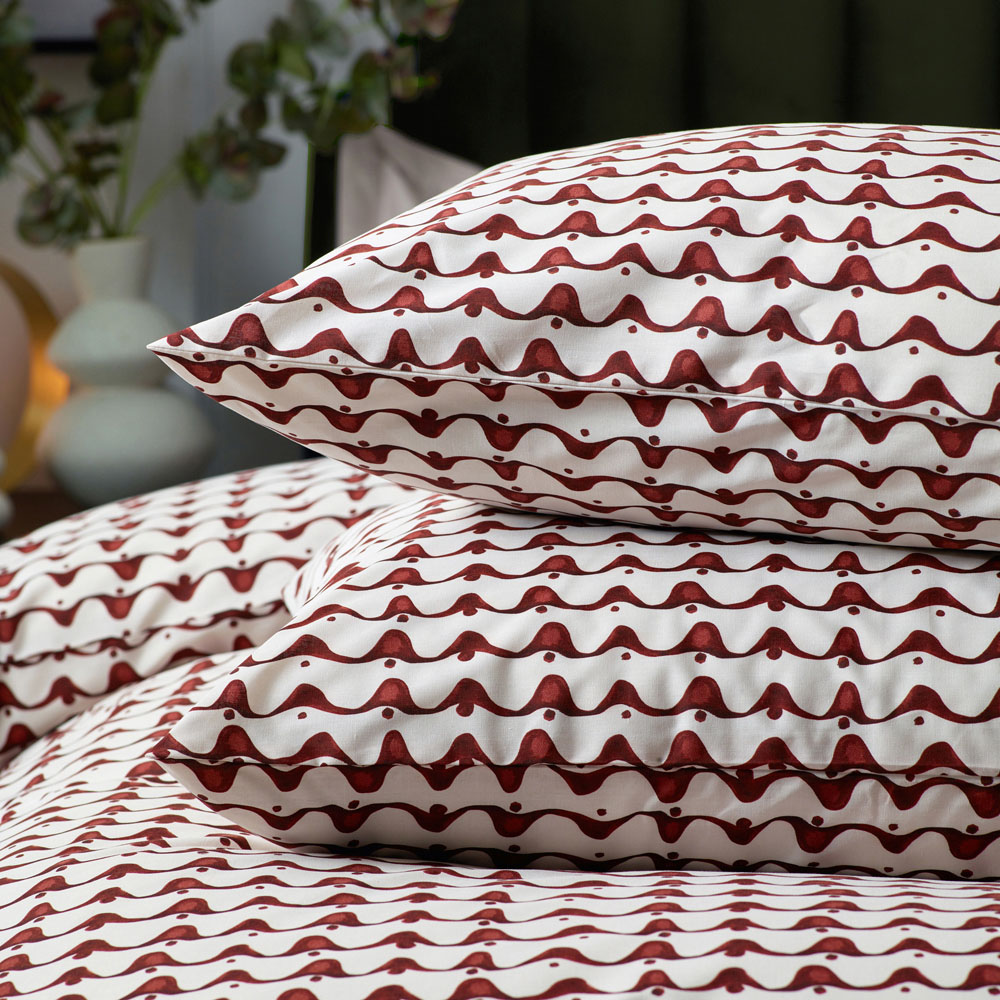 Hoem Avery Double Chestnut Red Duvet Set Image 2