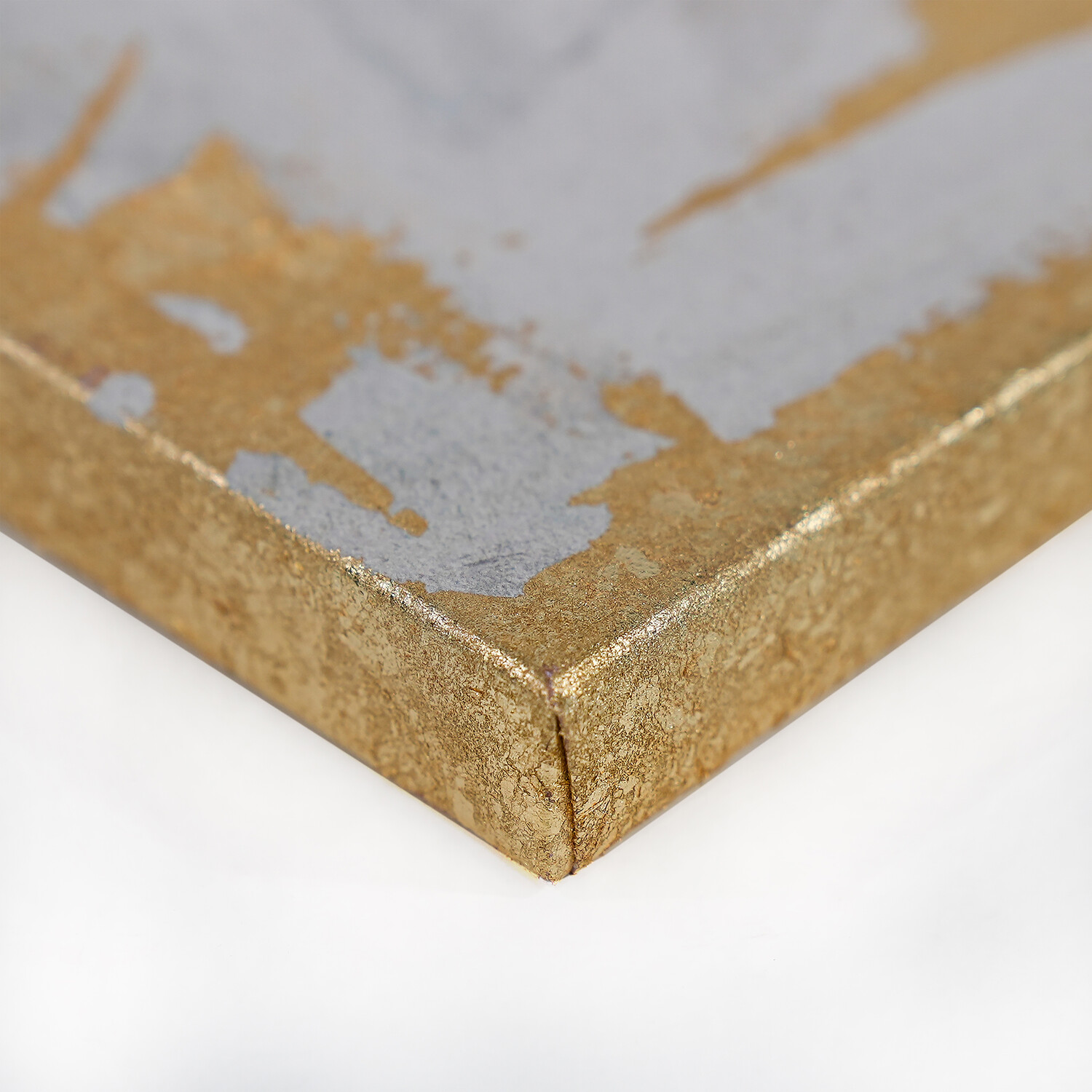 Modartzee Vibrant Queen Gold Foiled Canvas Pink Image 3