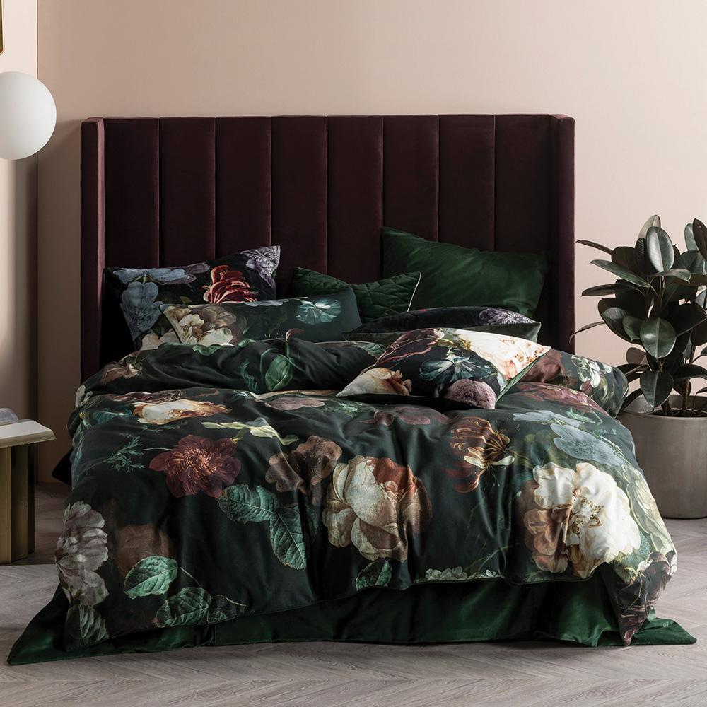 Linen House Winona Super King Botanical Duvet Cover Set Image 1