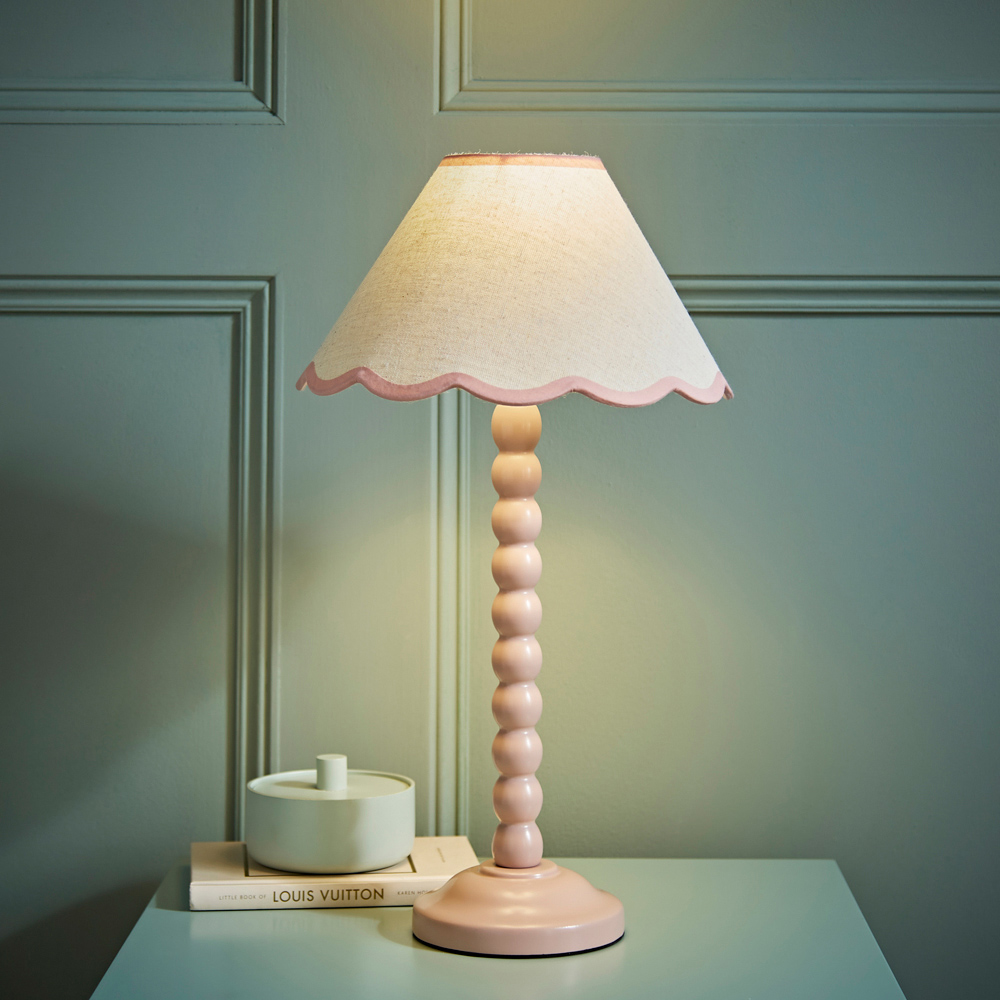 ValueLights Bobbins Pink Scallop Shade Rose Pink LED Floor Lamp Image 2