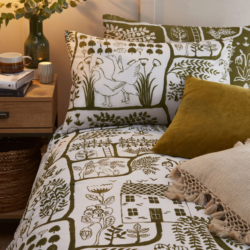 furn. Frida King Size Moss Duvet Set Image 4