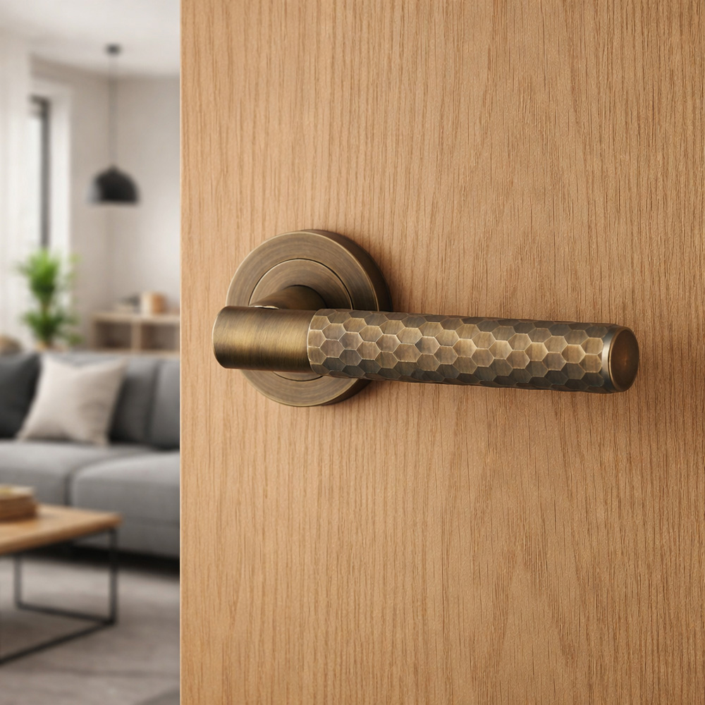 AXS Hardware Montana Antique Brass Knurled Latch Door Handles on Rose Image 2