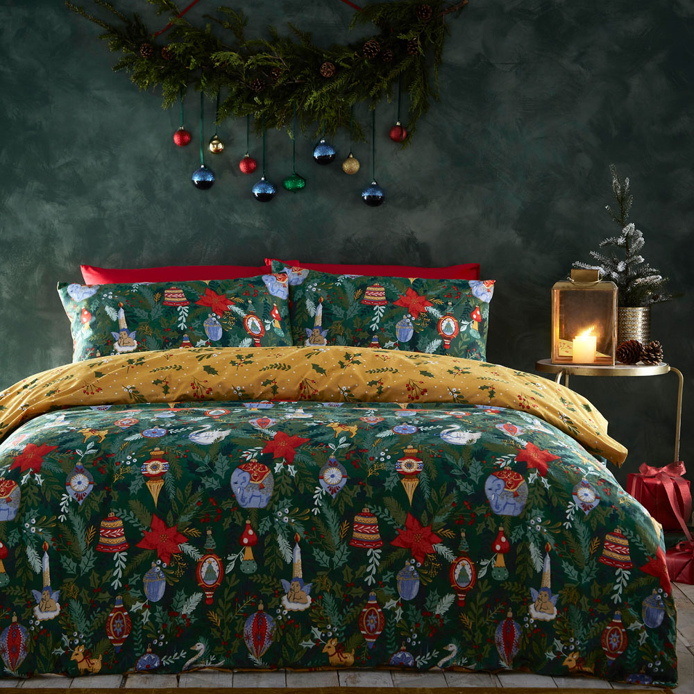 furn. King Size Green Deck the Halls Christmas Duvet Cover Set Image 6