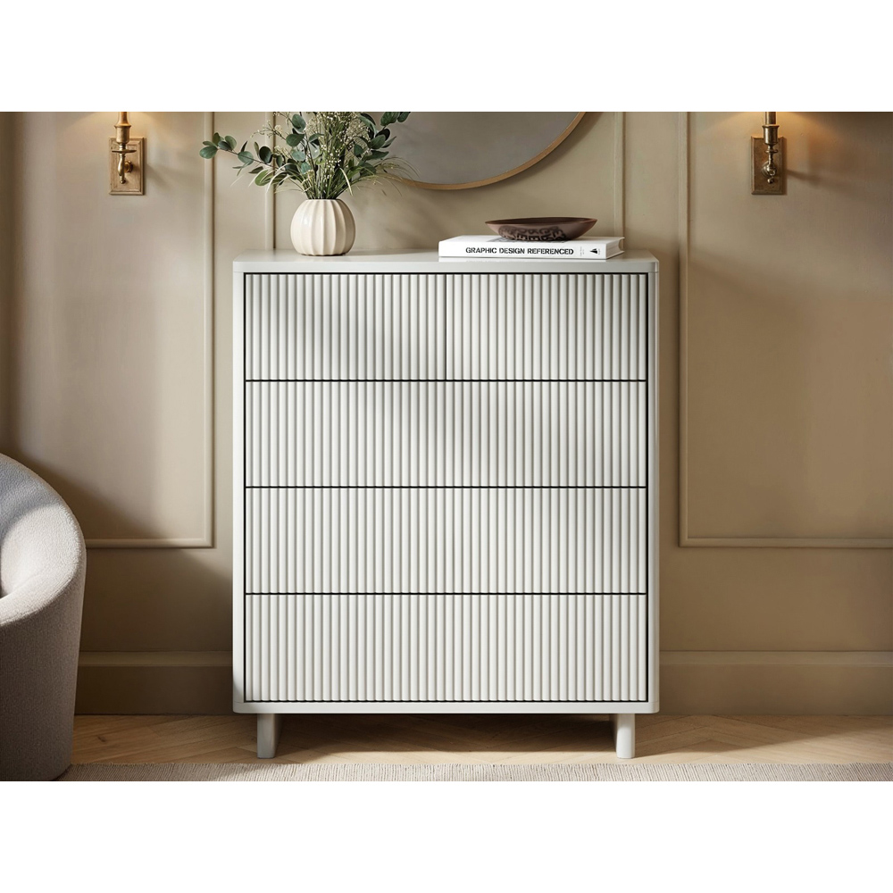SOLACE+CO Velmor 5 Drawer White Ribbed Chest of Drawers Image 4