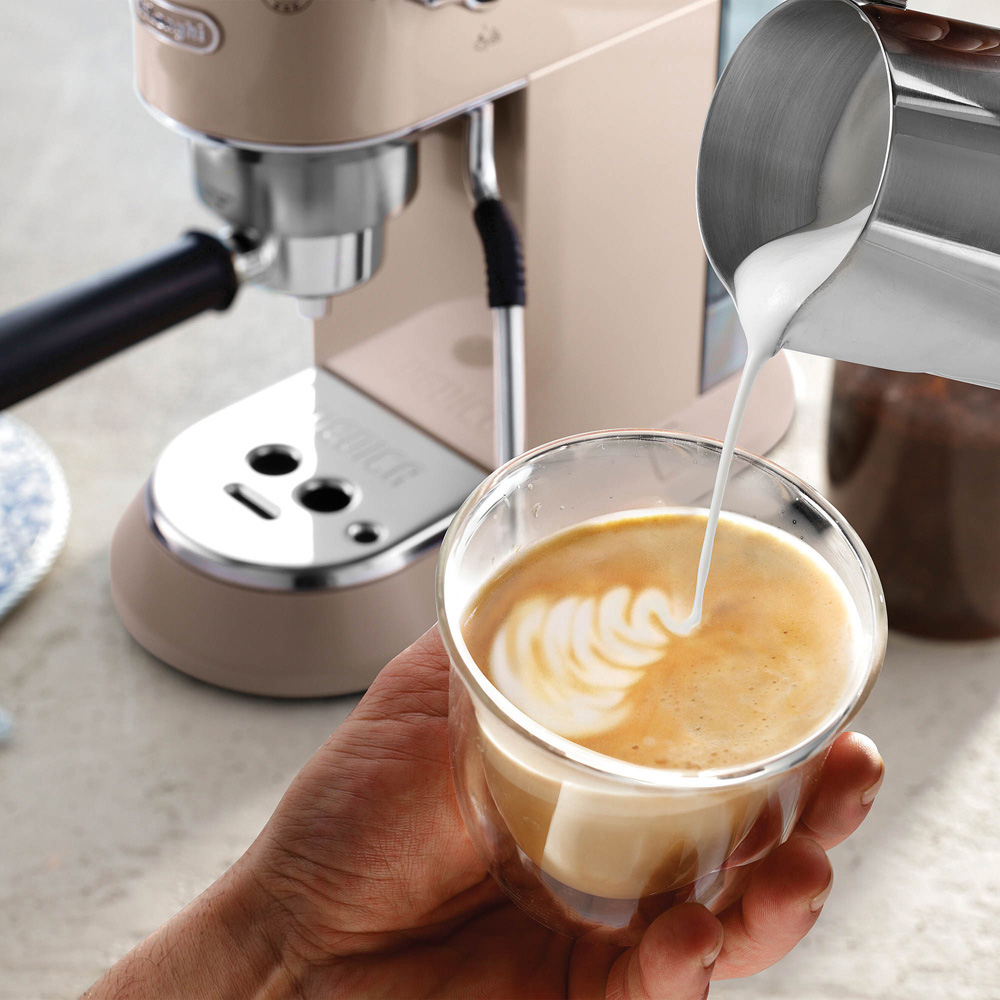 De'Longhi EC885.BG Beige Dedica Arte 1L Manual Coffee Machine Image 6