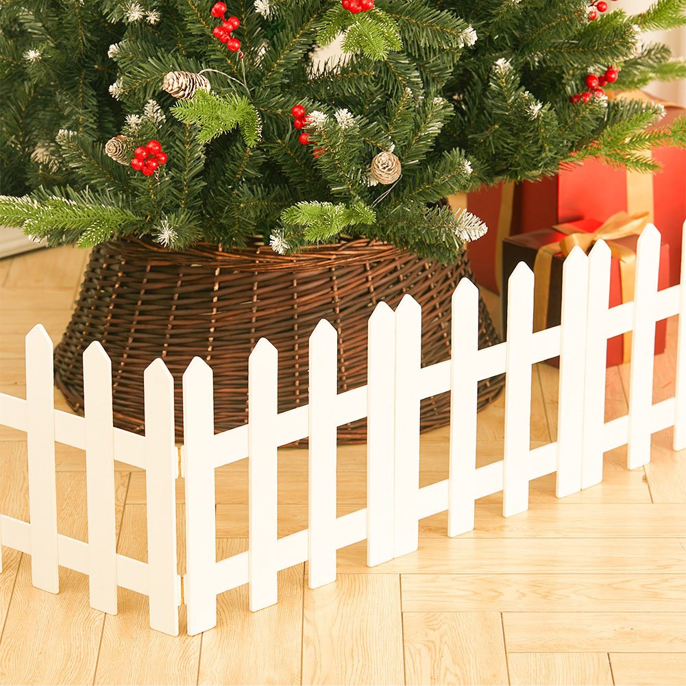 Christmas Tree Wooden Picket Fence Image 2