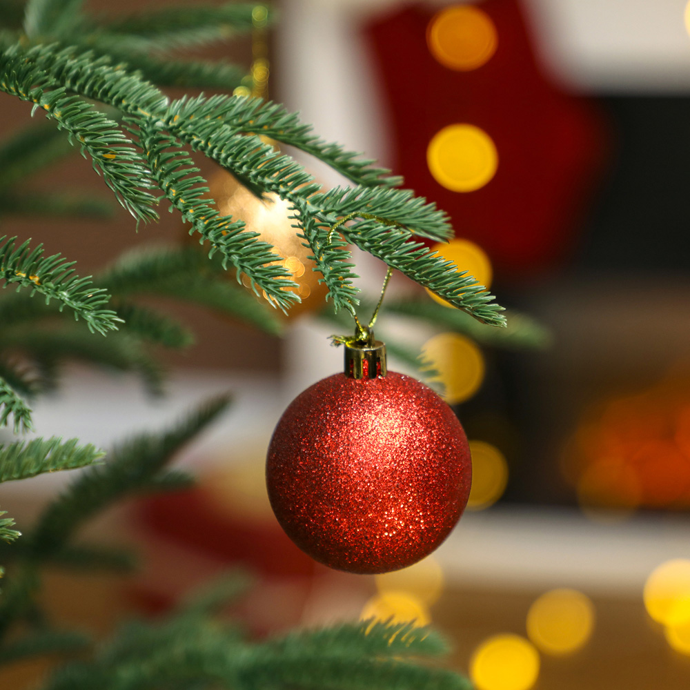 Everglow Full Spruce Artificial Christmas Tree 7ft Image 4