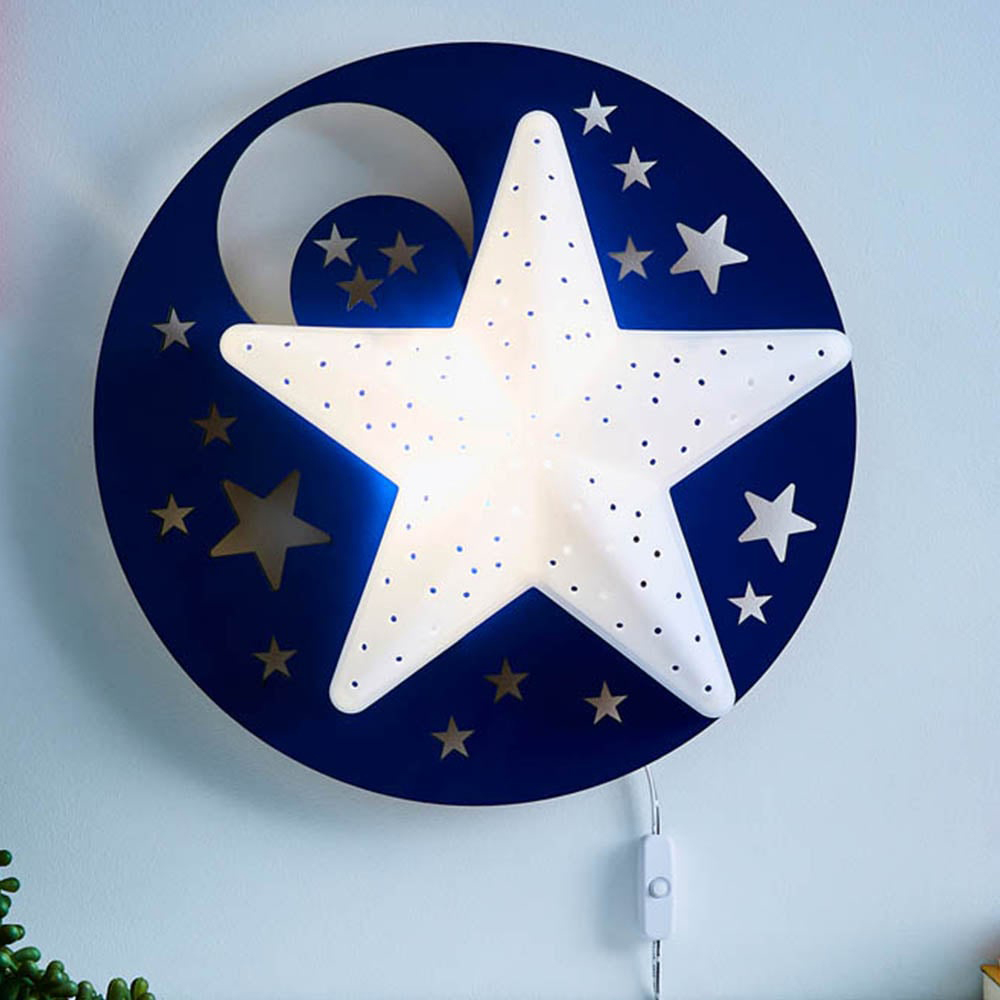 Glow White Star LED Wall Lamp Image 2
