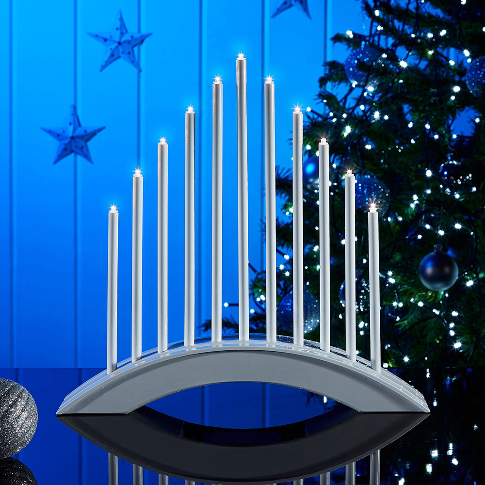 11 Light White Candle Bridge - White Image 2