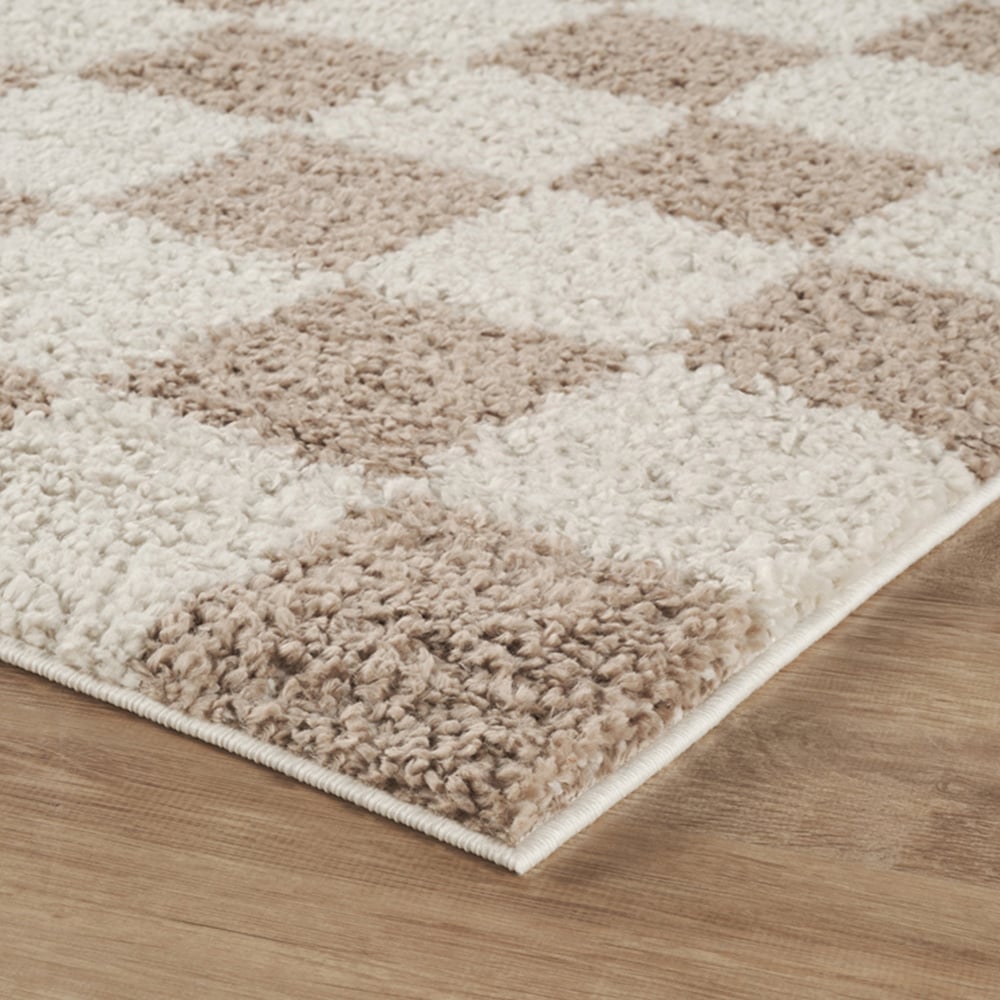Desire Rugs Chester Beige Shaggy Checkered Rug 60 x 220cm Image 3