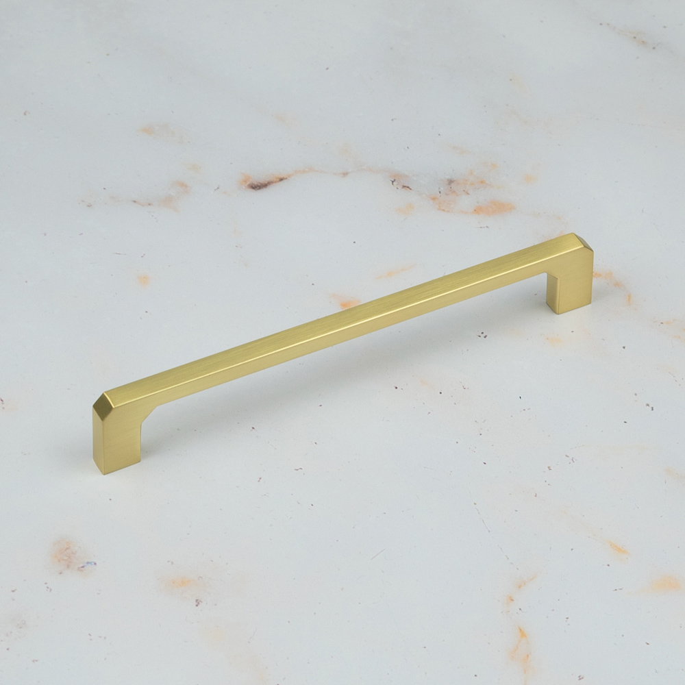 Handle & Home Brushed Brass Cut Corners Handle 160mm Image 3