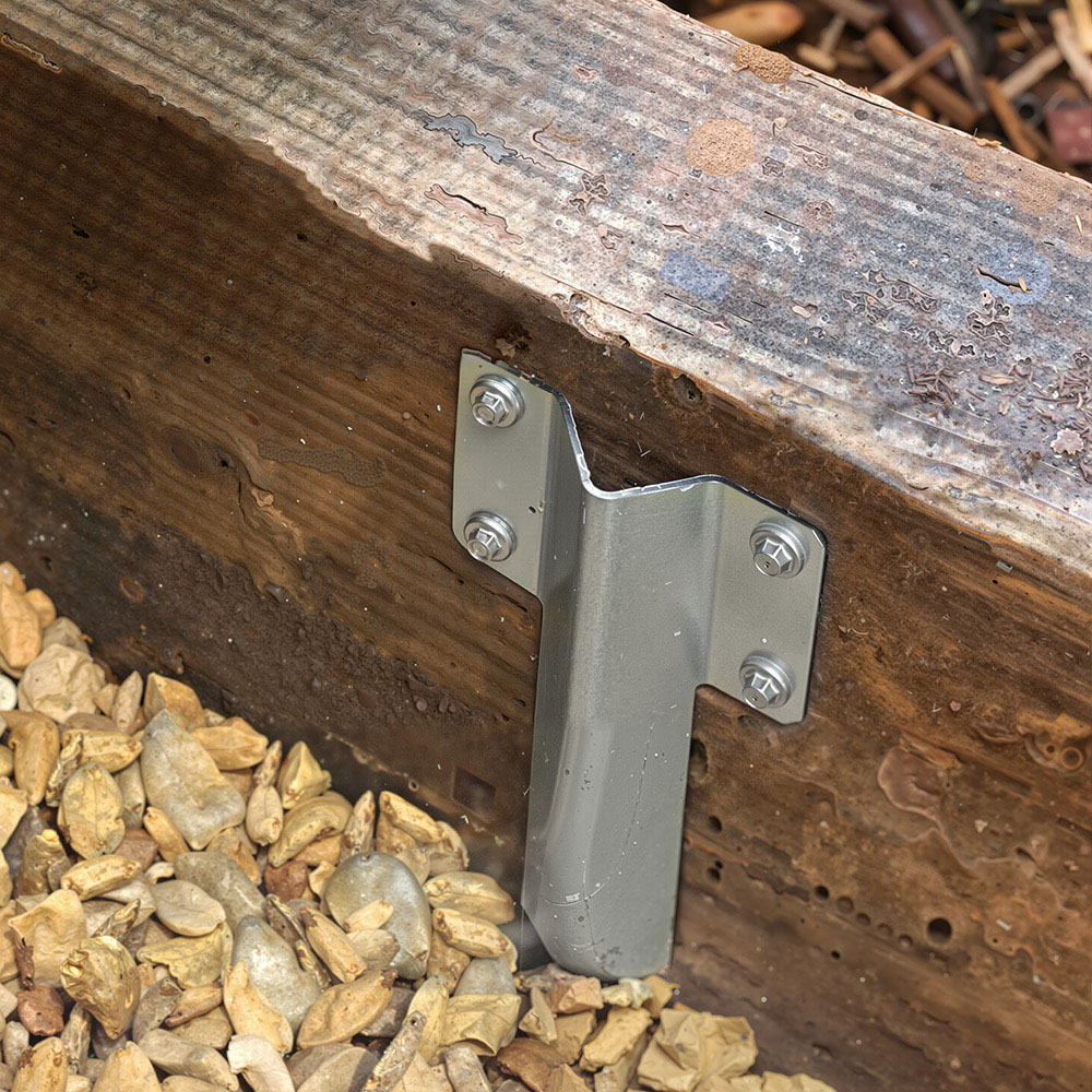 Living and Home Metal Timber Landscape Fixing Edging Repair Kit Image 5