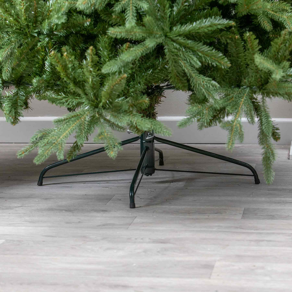 The Christmas Centre Burghley Green Spruce Artificial Xmas Tree 5ft Image 6