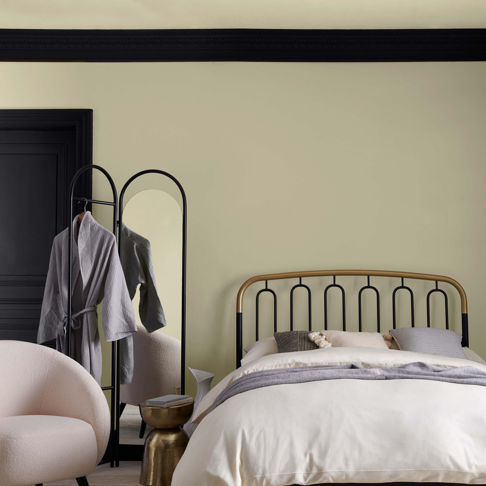 Next Ultimate Multi Surface Mid Cool Beige Matt Emulsion Paint 2.5L Image 5