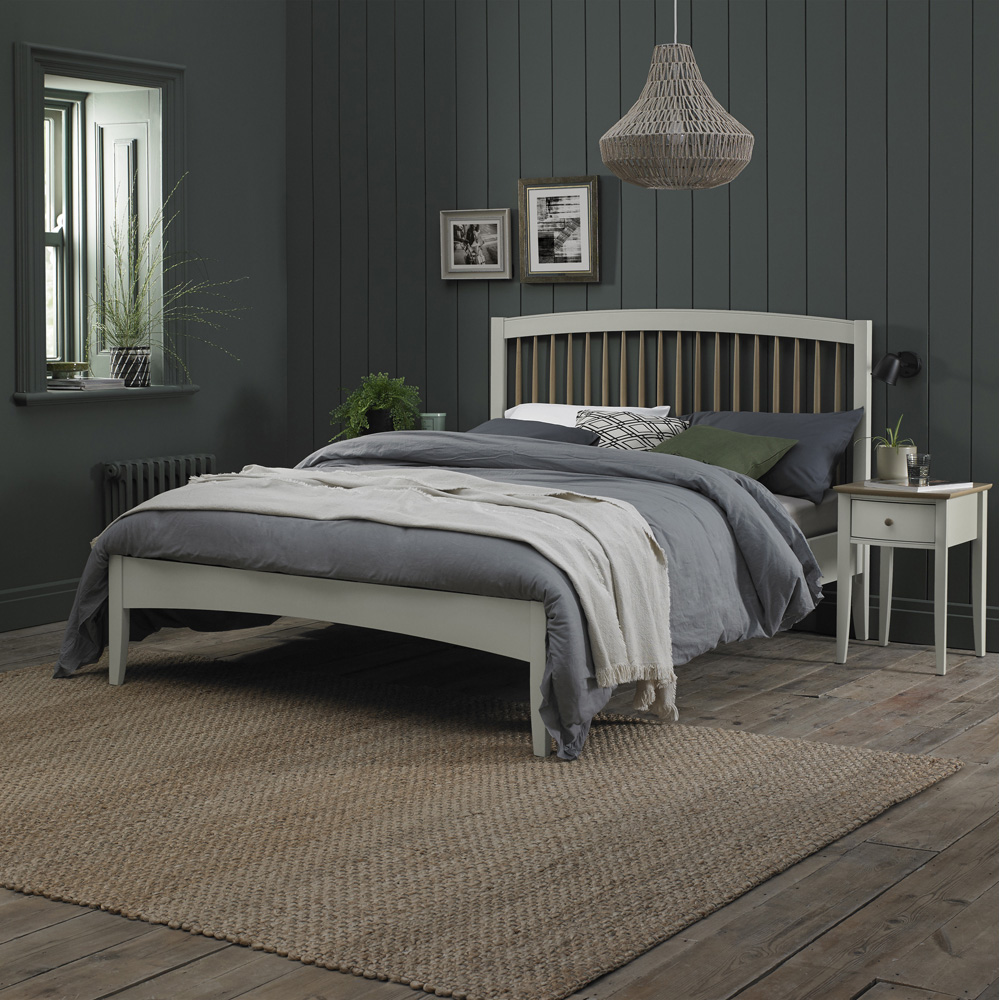 Bentley Designs Whitby King Size Scandi Oak and Soft Grey Spindle Low Footend Bedstead Image 3