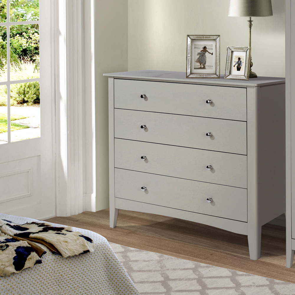 Como 4 Drawer Light Grey Chest of Drawers Image 5
