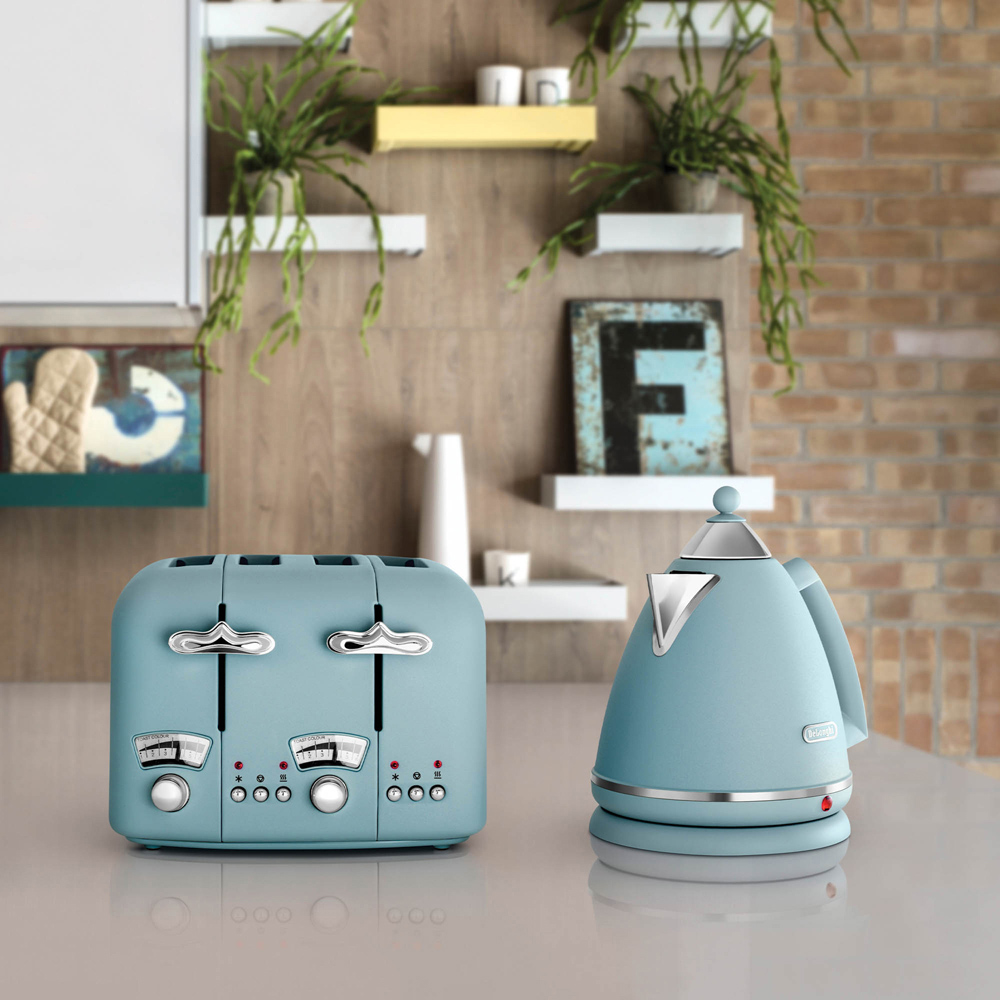 De'Longhi Argento DL3016 Blue 1.7L Kettle Image 2