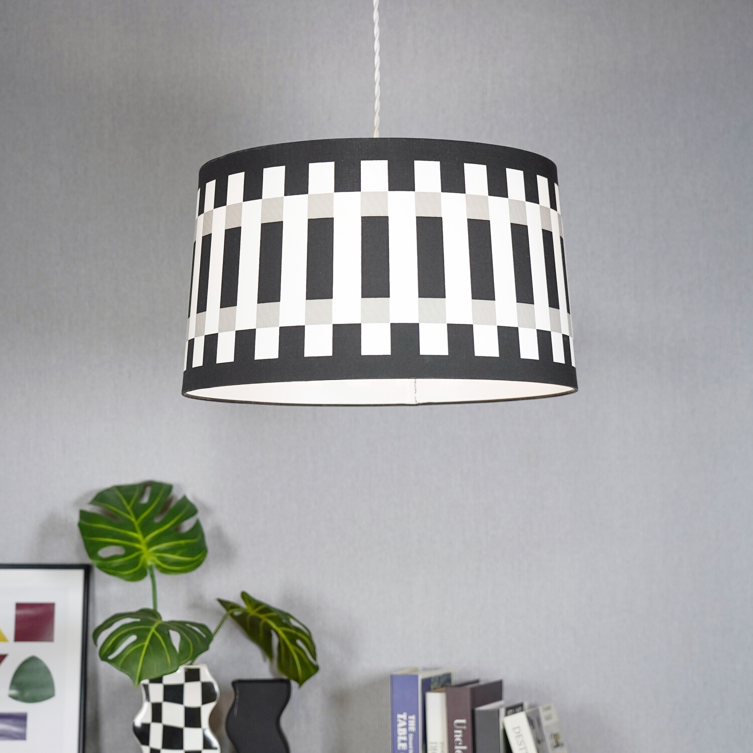 Abstract Stripe Monochrome Shade Black Image 7