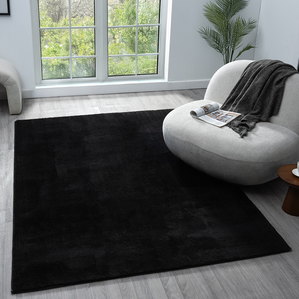 Desire Rugs Comfy Black Anti Slip Felt Backing Rug 200 x 280cm Image 2